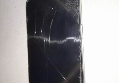 Vendo iPhone 16 pro Max Batería al 100% sin arreglos Única dueña NO PERMUTO