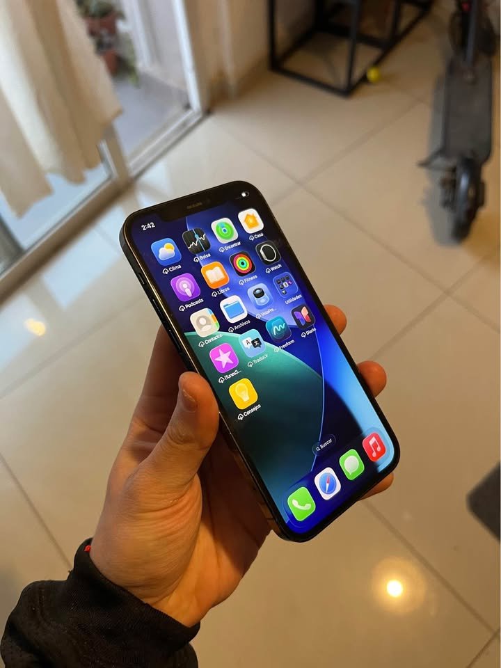 Iphone 12 pro (76% y 128gb) impecable (recibo iphone menor) 450mil