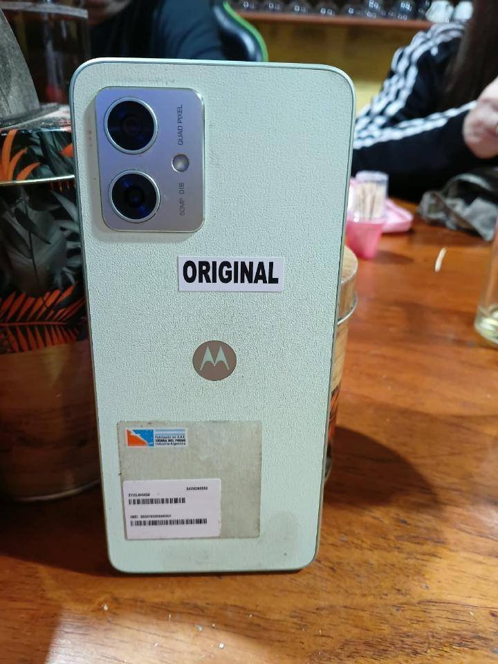 Vendo moto g 54 meses de uso