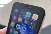 IPhone 11 (100% 64Gb) detalles pantalla cambiada/trizado atras/camara front borrosa