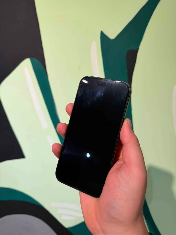 VENDO IPHONE 15 impecable!!!! (Precio publicado)