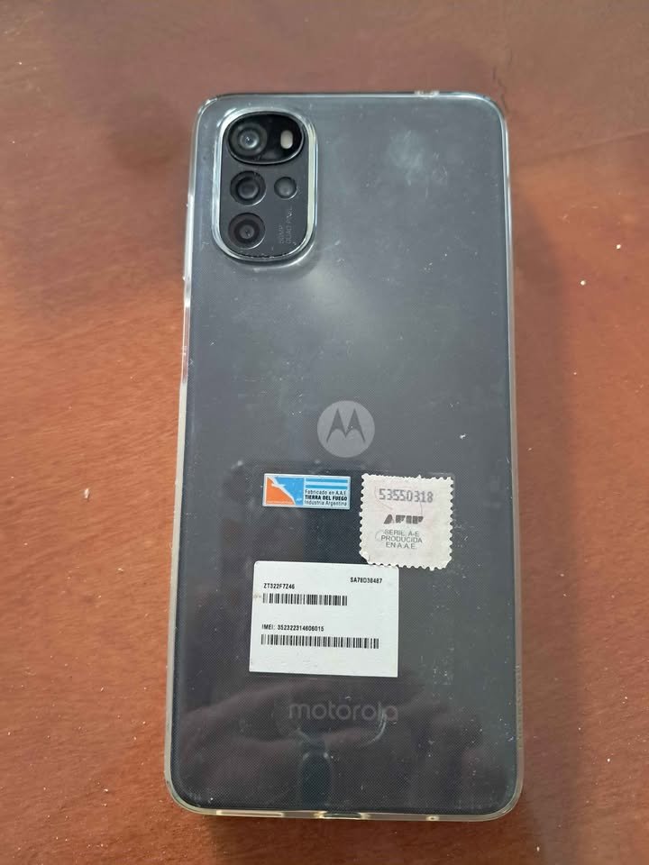 Vendo telefono moto g22