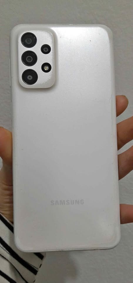 SAMSUNG A23 5G.