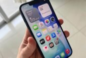 IPhone 13 (87% 128GB) recibo iphone menor $500.000