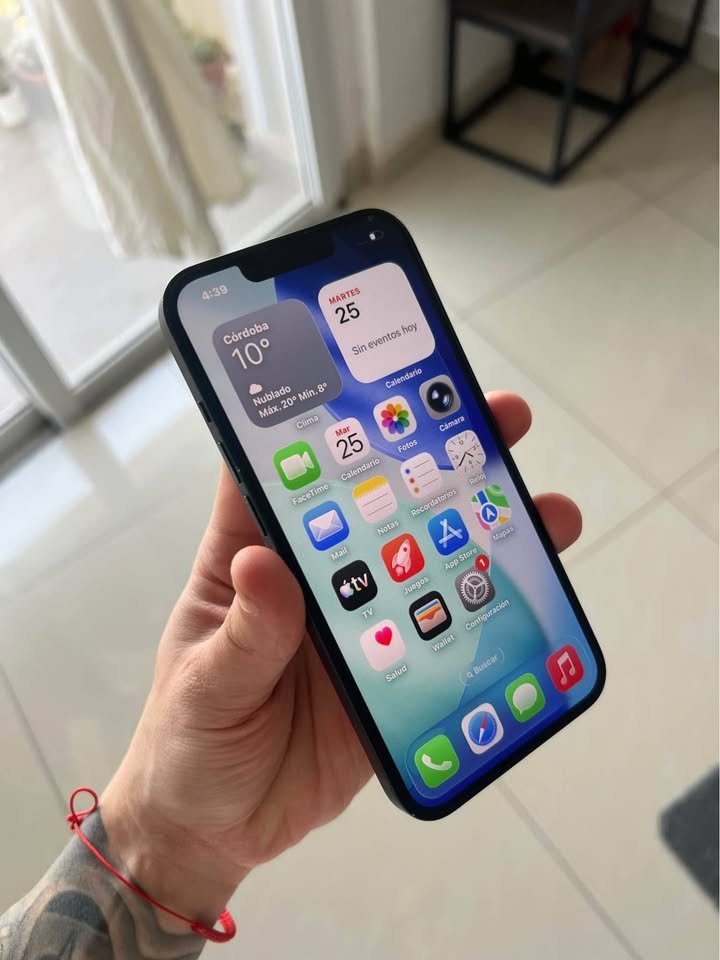 IPhone 13 (87% 128GB) recibo iphone menor $500.000