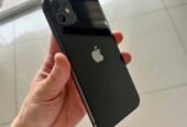 IPhone 11 (87% 64Gb) recibo iphone menor impecable ($280.000)
