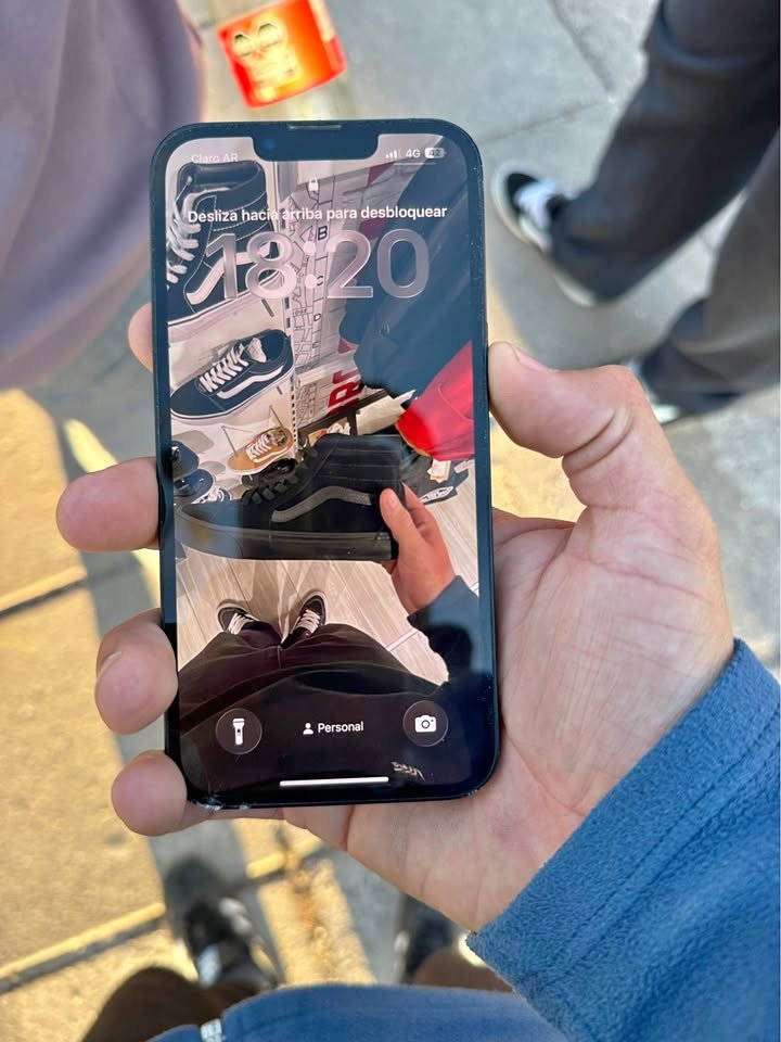 iPhone 13