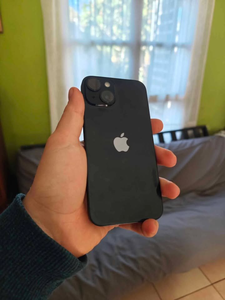 Vendo iPhone 14 impecable
