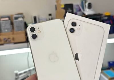 IPHONE 11