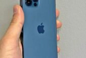 Vendo iPhone 12 Pro impecable