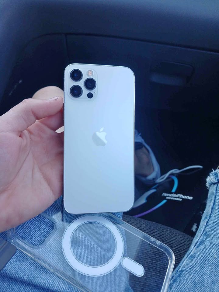 Vendo 12 pro libre de todo