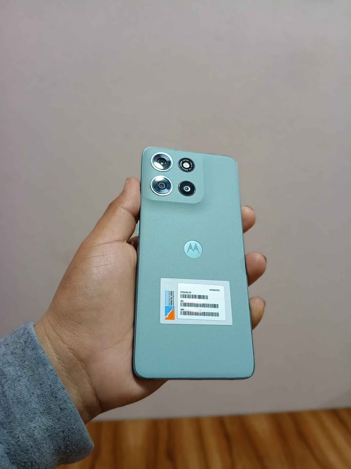 Moto g56 LIBRE A ESIM
