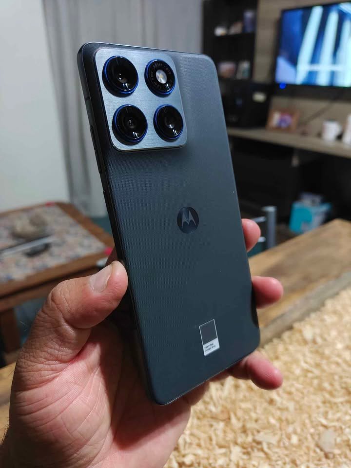 Motorola edge 70