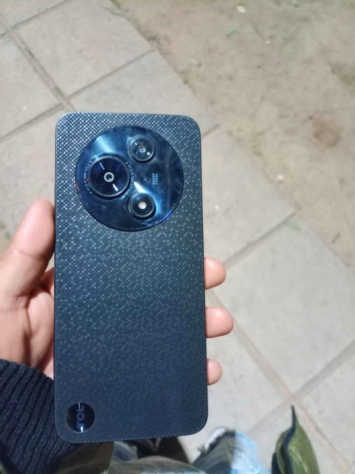 TCL 60