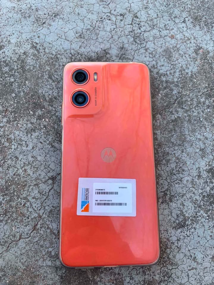 Vendo motorola g06 impecable