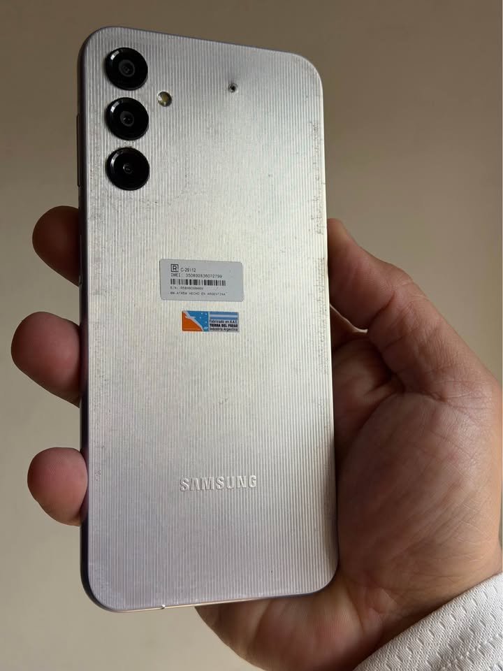 Vendo Samsung A14 libre 128gb 4ram , IMPECABLE, NO PERMUTO