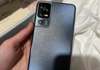 Tcl 40SE