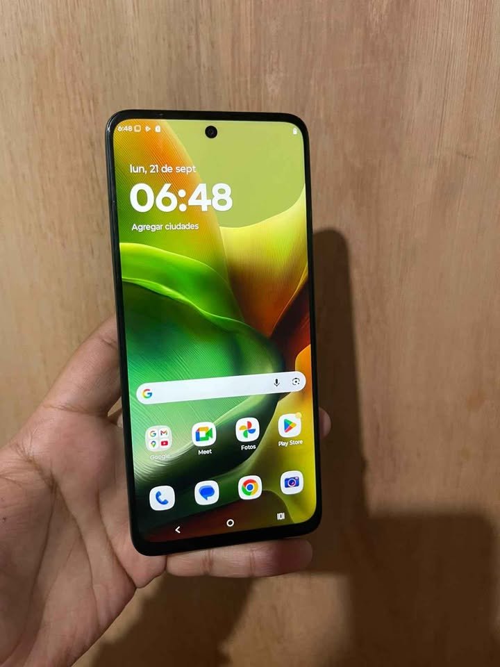 $145 moto G15 libre de fabrica 256GB /4+2RAM impecable sin detalles (Caba)