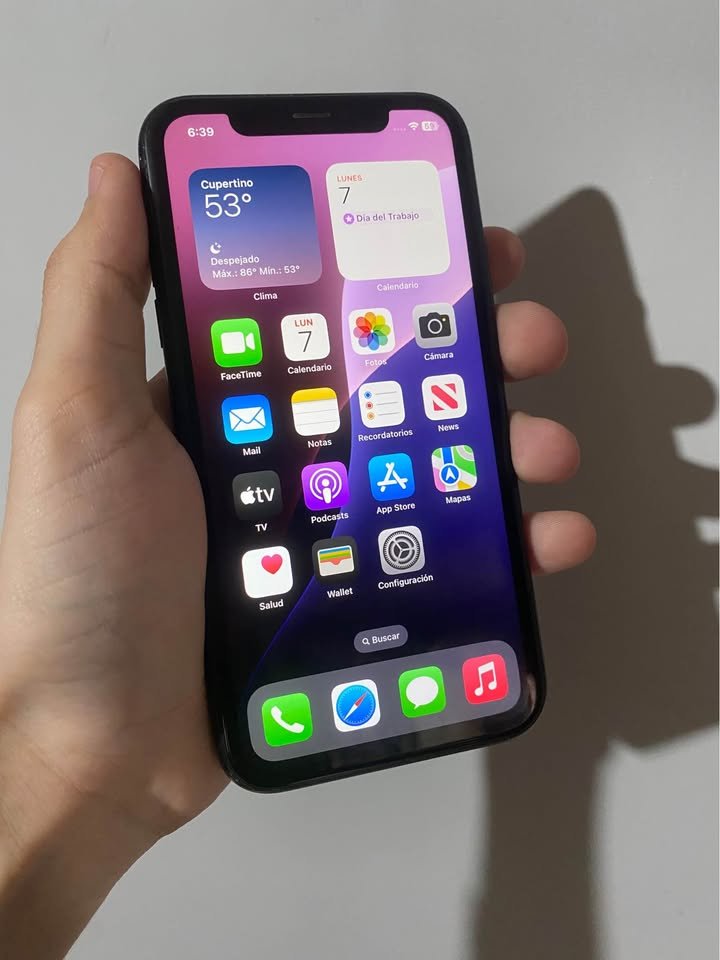 iPhone XR 64GB 78% Batería Liberado Todo Original Impecable
