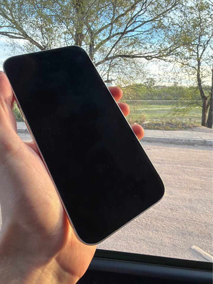 VENDO YA IPHONE 13!!