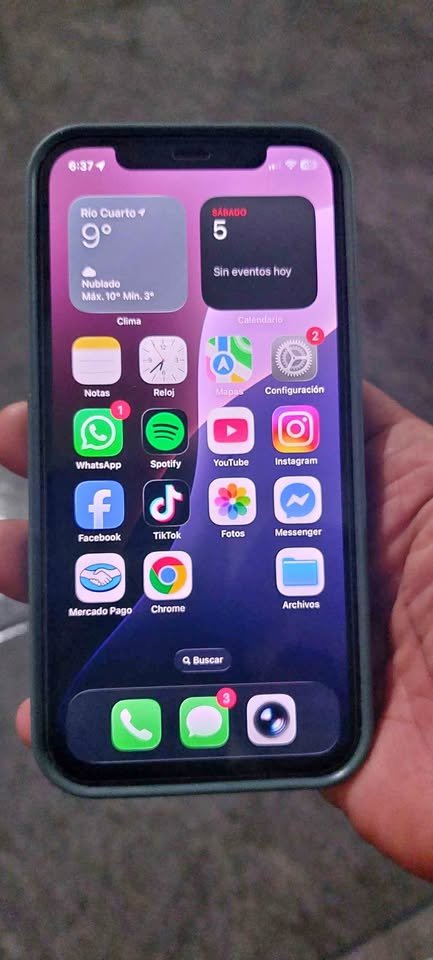 iphone 12 de 64gb con 92% de bateria . No permuto