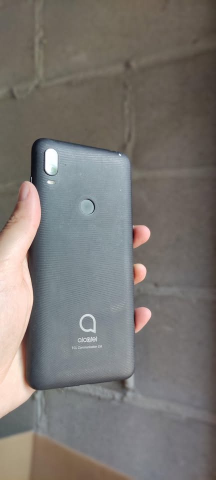 Vendo celular Alcatel 01 libre