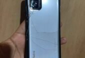 $110 redmi note 10 pro 128 GB con detalle en la tapa no afecta El uso libre de fabrica (Caba)
