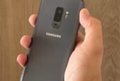 Vendo Samsung S9 plus libre 64gb 6ram NFC , MÍNIMO DETALLE VIDRIO , NO PERMUTO