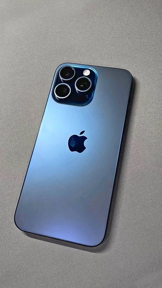 15 PRO BATERÍA ORIGINAL