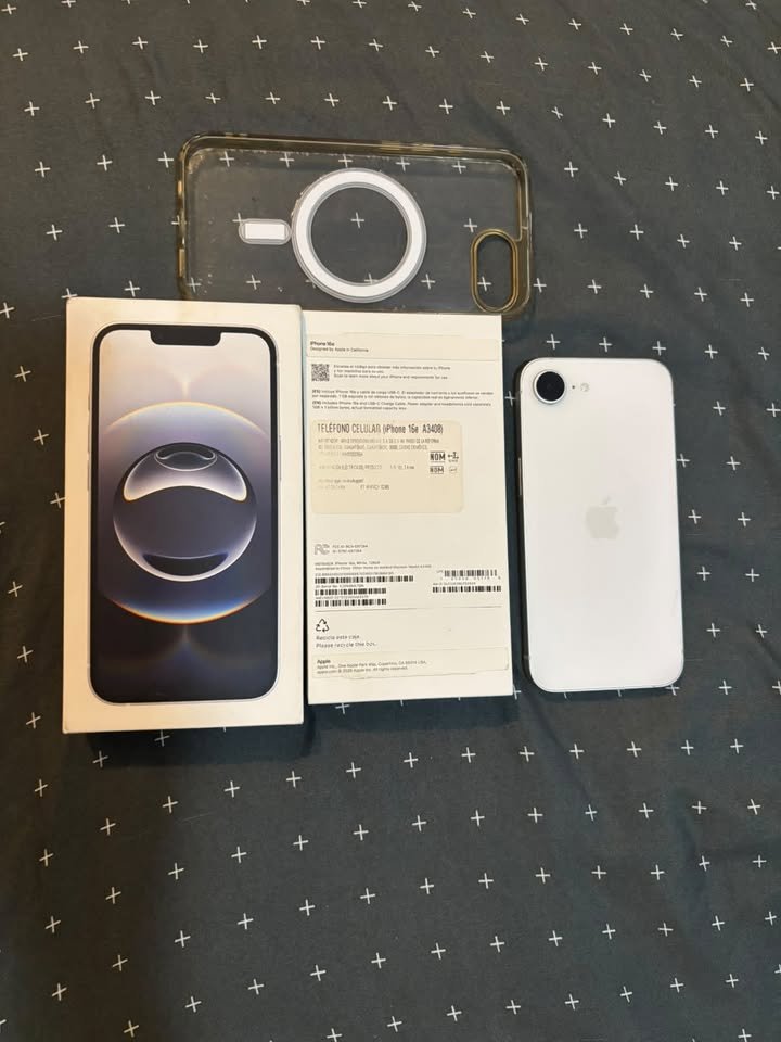 VENDO IPHONE 16e 128gb