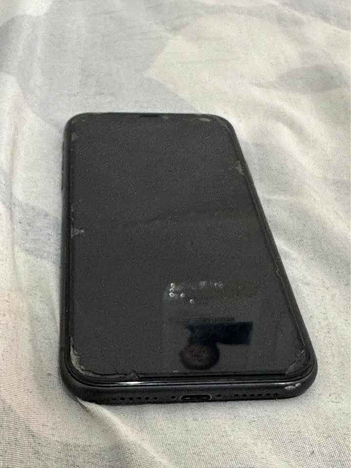 * LIQUIDO * IPHONE 11 / 128GB