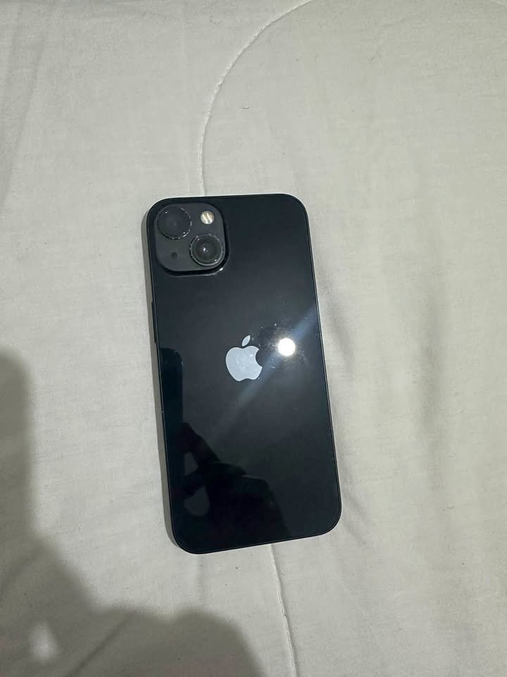 Vendo o permuto iPhone 13 90 de batería original