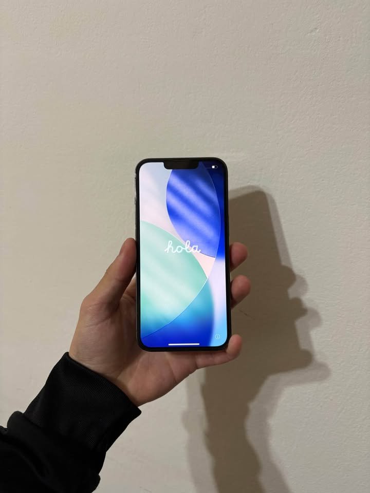 Vendo iPhone 13 Pro impecable funda y cargador