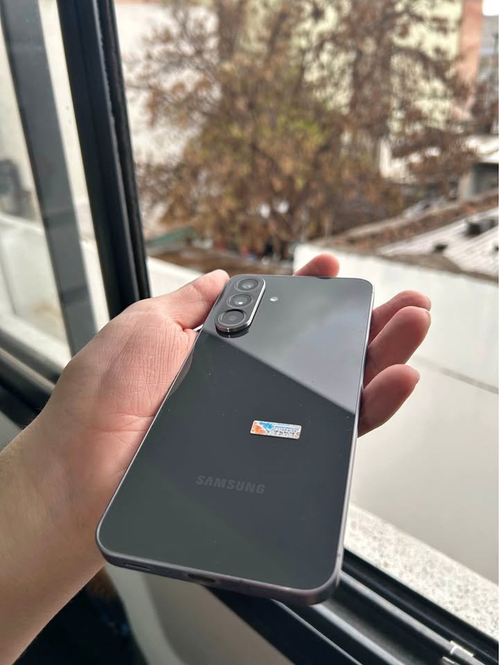 Vendo o permuto Galaxy A56 256gb
