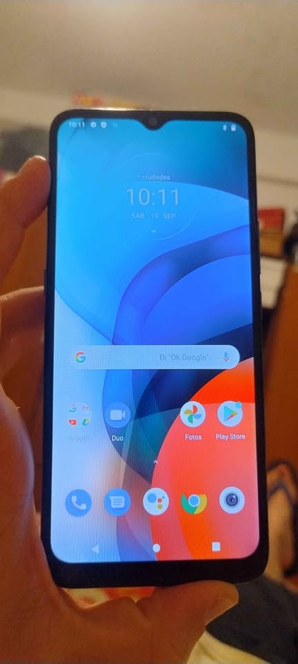 Motorola E7 2/32 expandibles. Muy buen estado, libre
