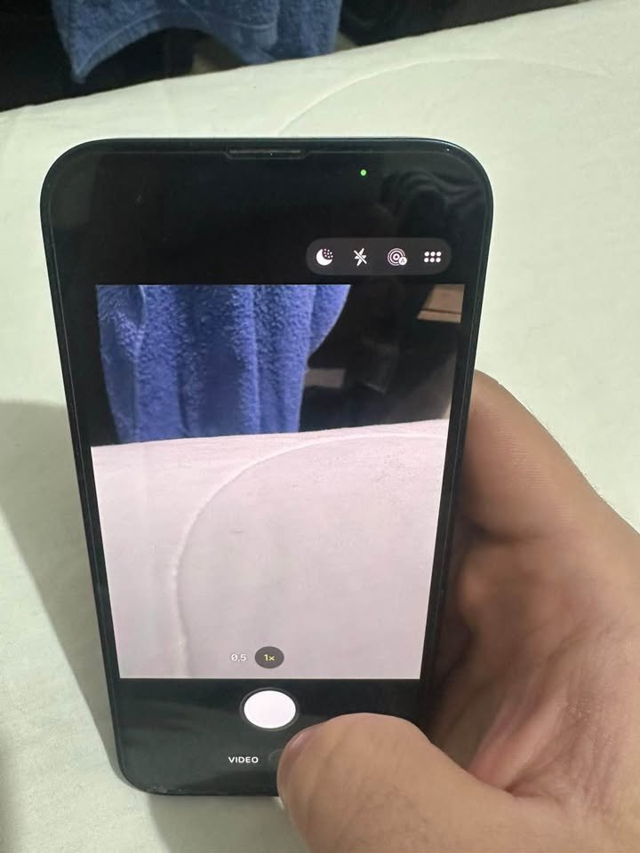 Vendo o permuto iPhone 13 90 de batería original
