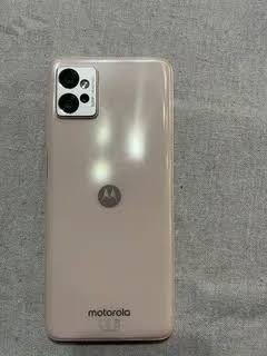 Vendo+o+permuto+celular+Motorola+Moto+g32+sin+detalle+con+templado+funda+y+cargador+