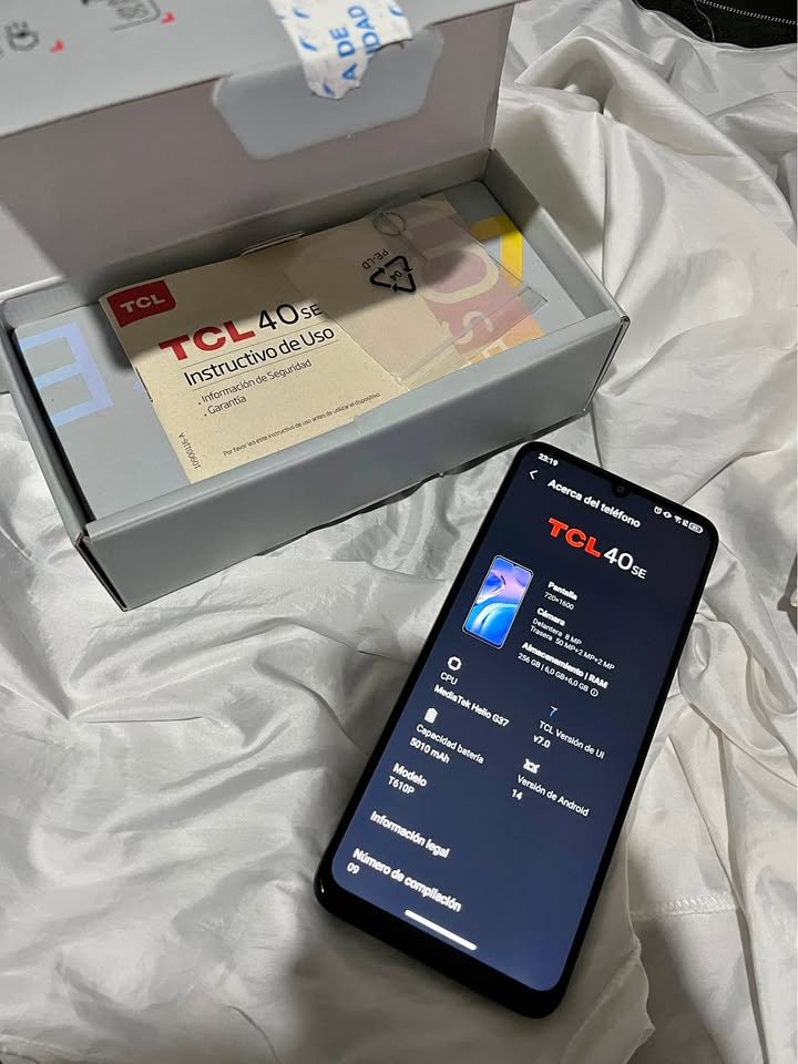 Tcl 40SE