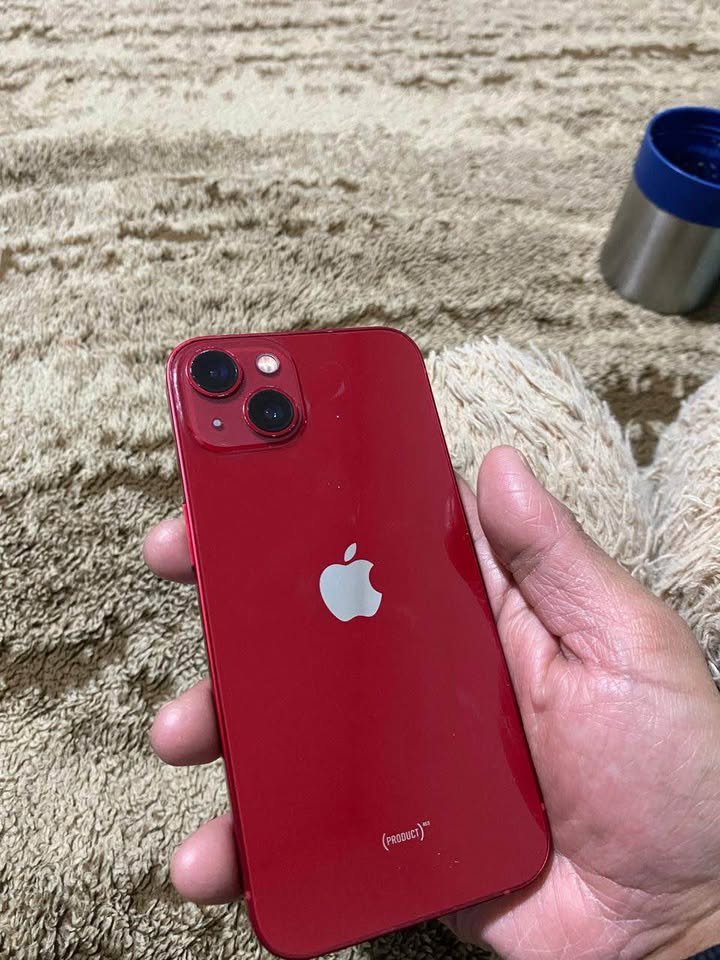 VENDO IPHONE 13 ROJO