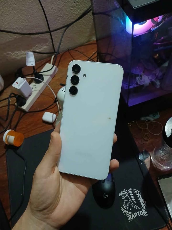 Vendo celular Samsung a15