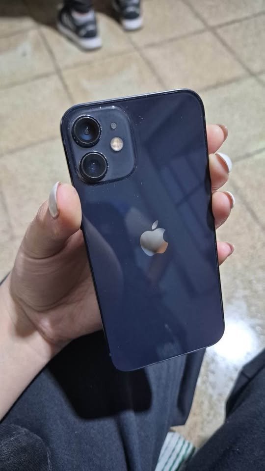 Vendo iPhone 12 mini