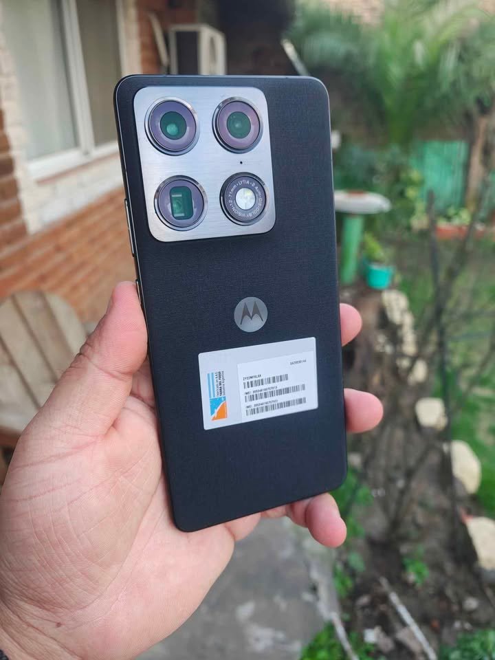 Motorola Signature Es de 1tb 16 de ram Completo en caja