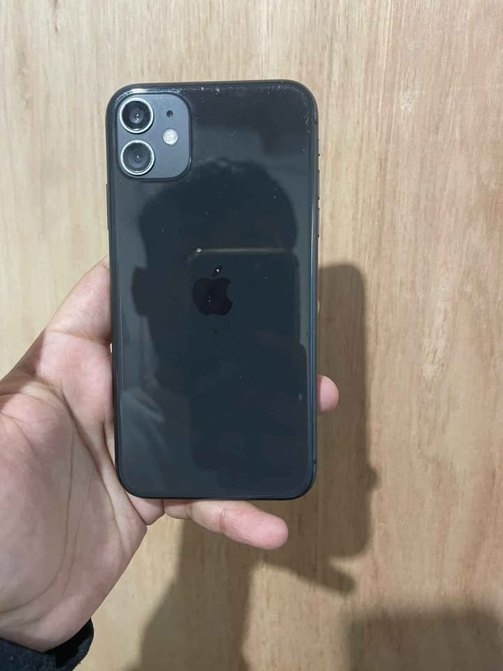 iPhone 11 128 GB 76% batería 🔋🔋(wifi 🛜 baypass).$160 (Caba)