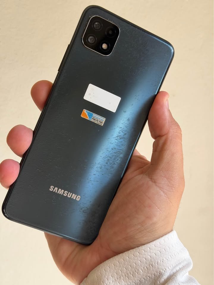 Vendo Samsung A22 libre 5G libre 128gb 4ram NFC , MÍNIMO DETALLE VIDRIO , NO PERMUTO