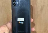Samsung A02 libre de fabrica (único detalle la pantalla)