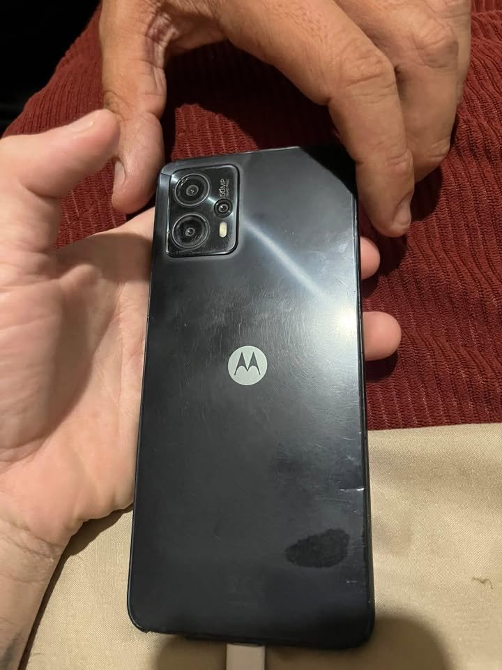 moto g 13 libre de fabrica funcionando perfecto