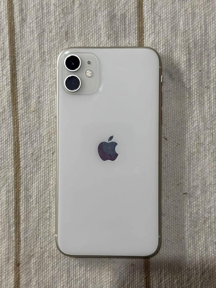 VENDO iPhone 11 64 gb