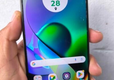 Motorola g54 5g solo a wi-fi, está impecable sin detalles Tiene 128gb 6 de ram, doble camaras de 50