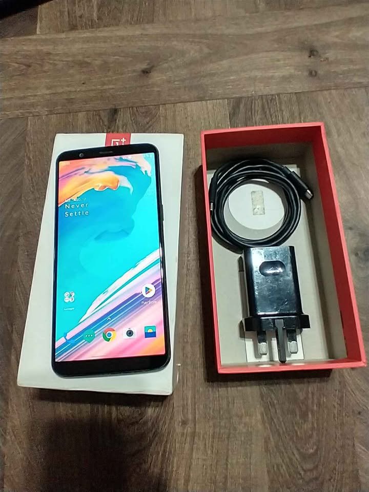 OnePlus 5t 64gb en caja vendo o permuto