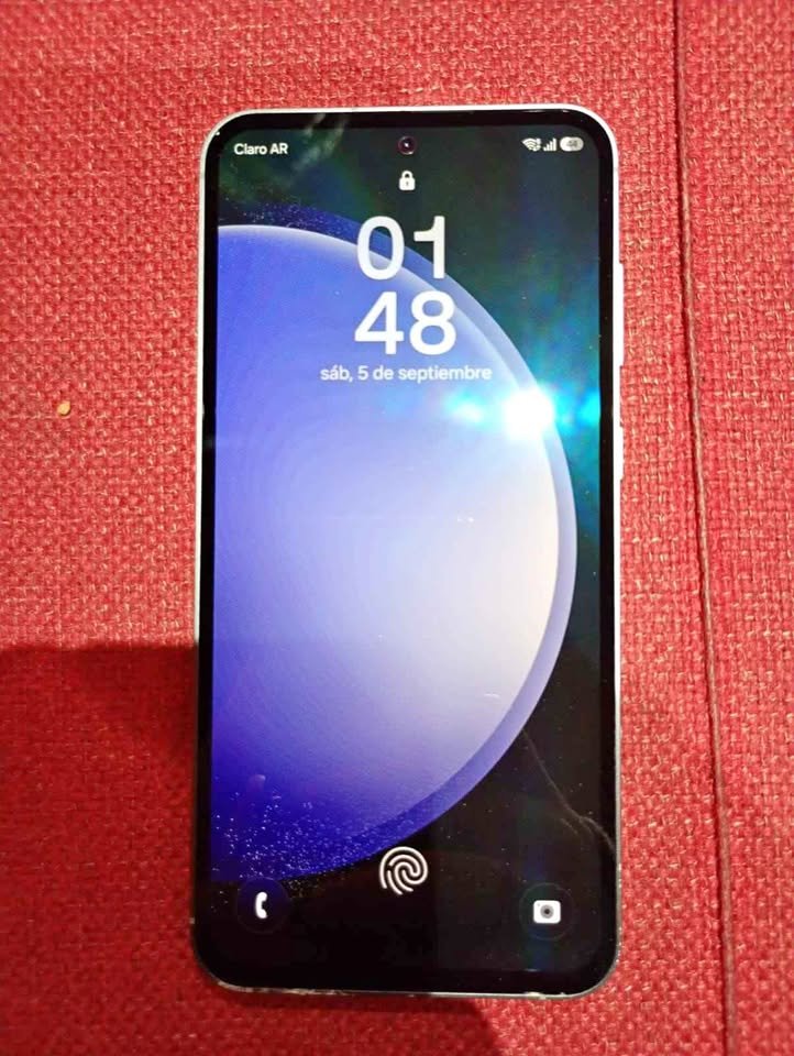 Samsung S23 fe 128 gb/ 8gb de ram + funda negra de silicona